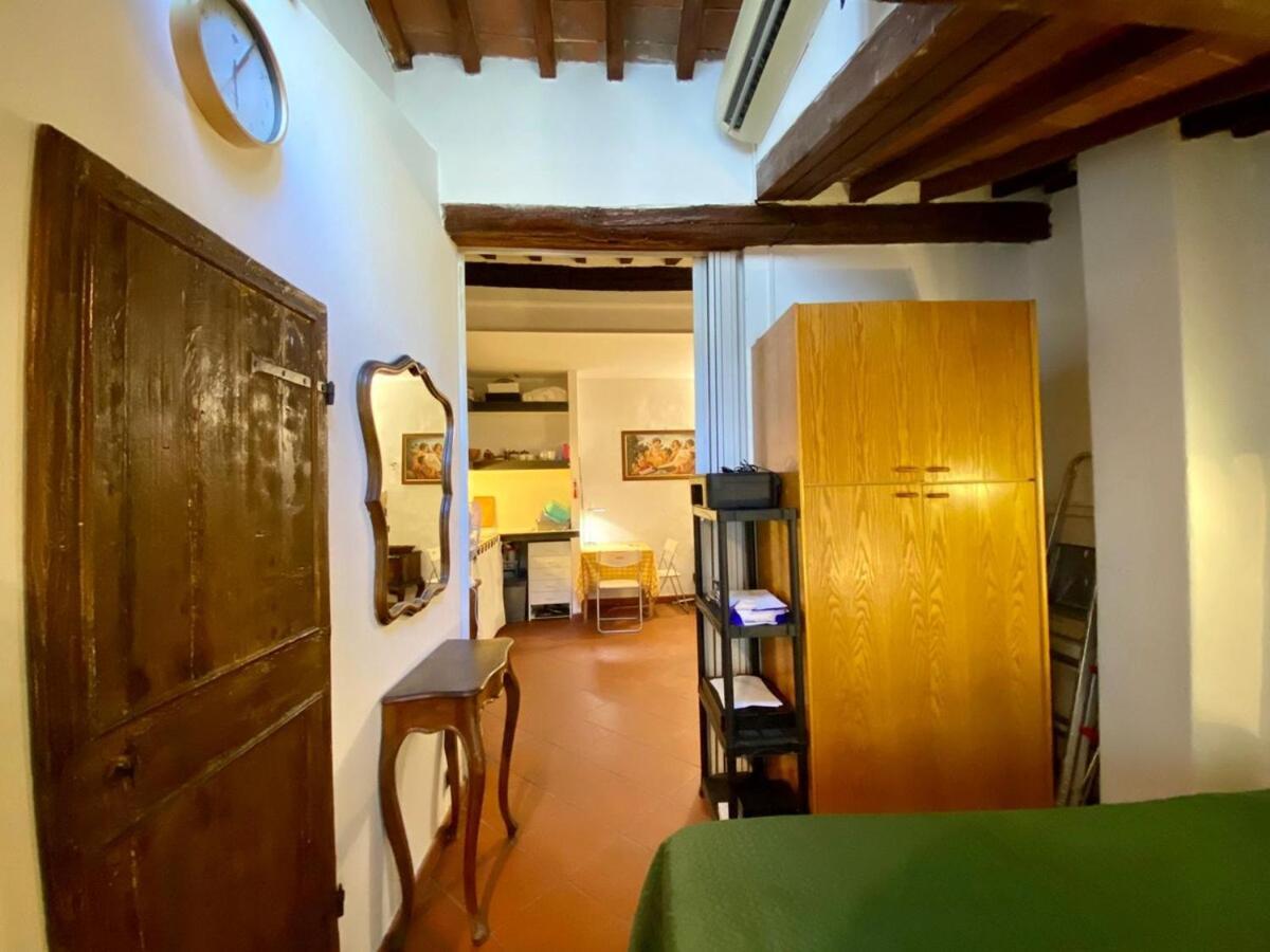 Cozy In The Oltrarno Area * Florence