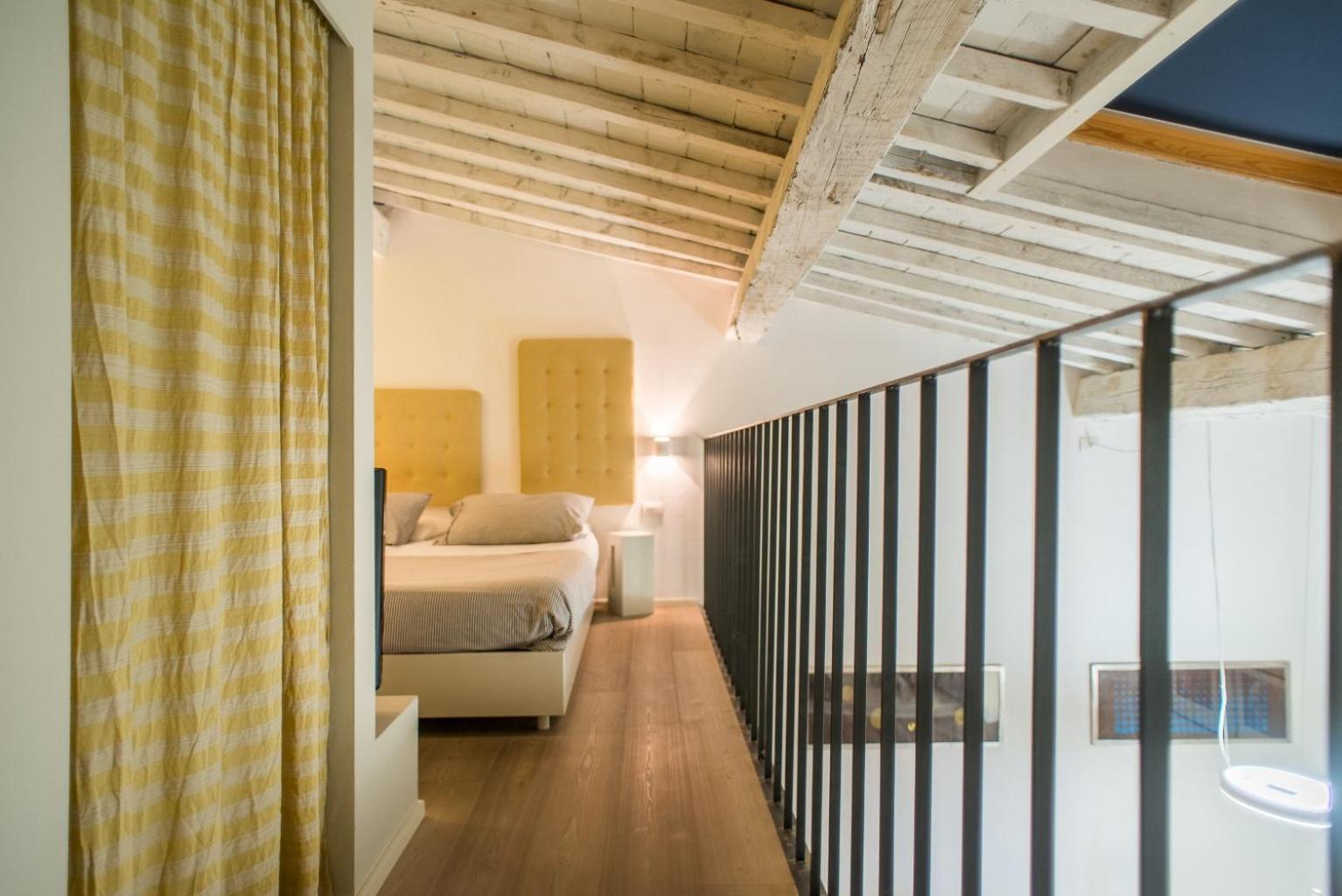 Aruch Florence