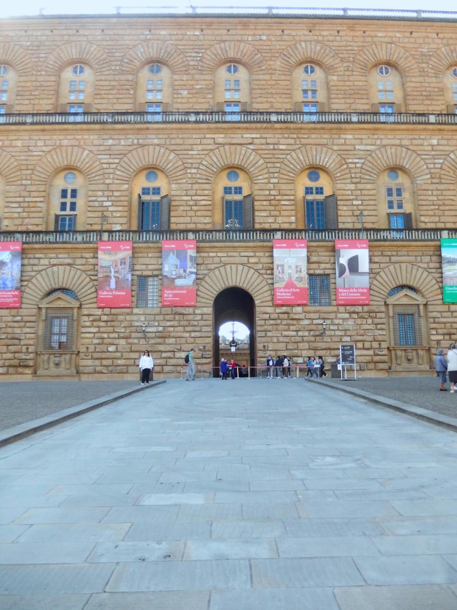 Apartment Great Location Just Infront Of Pitti Palace