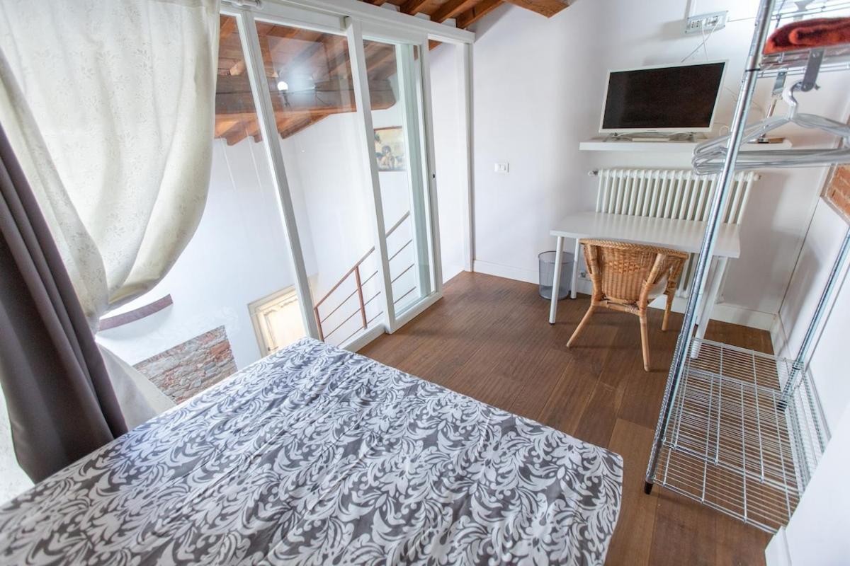 Cozy In San Frediano Apartment *