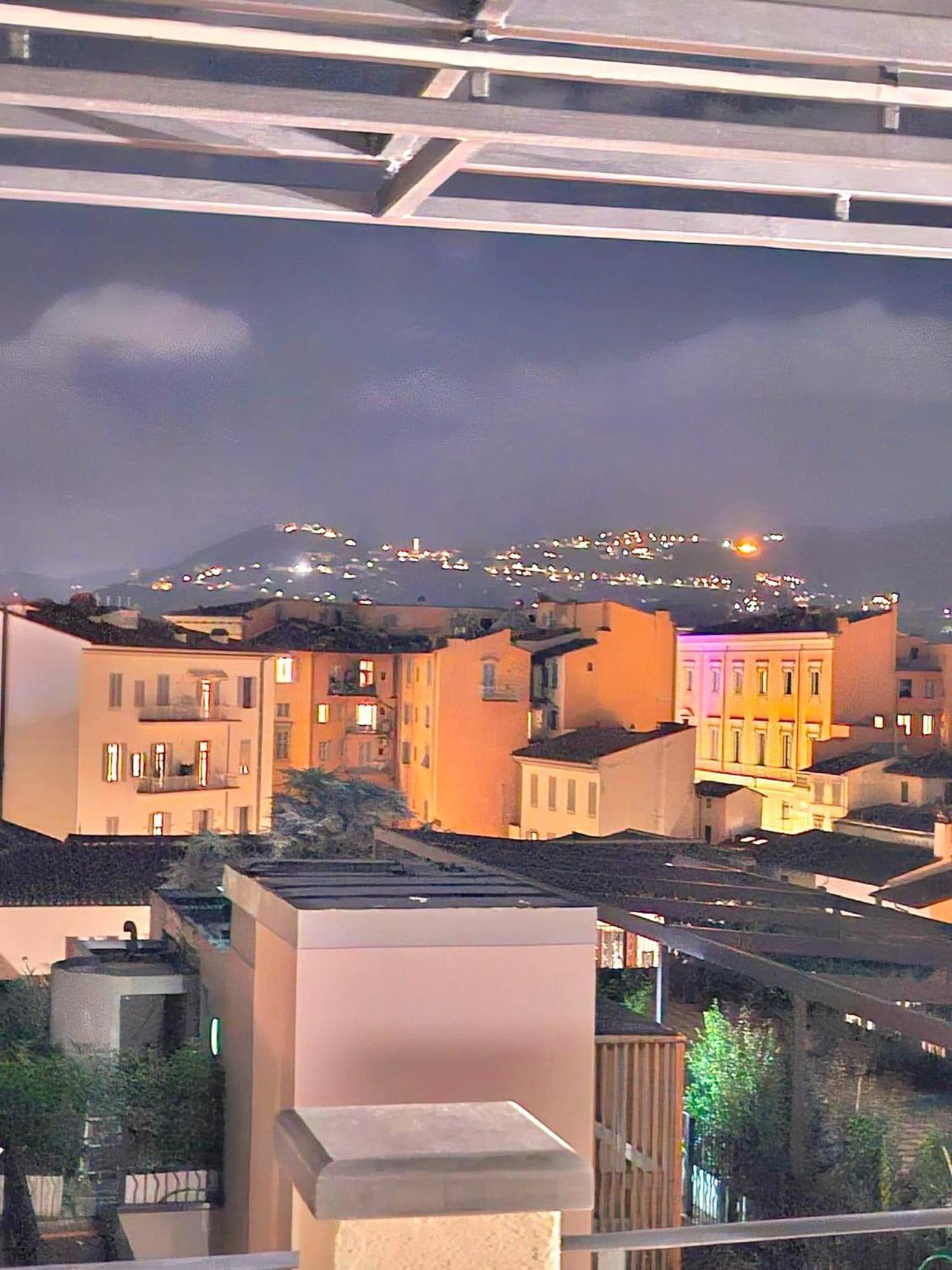 Florentine Penthouse By Florencehospitality Com Apartment *