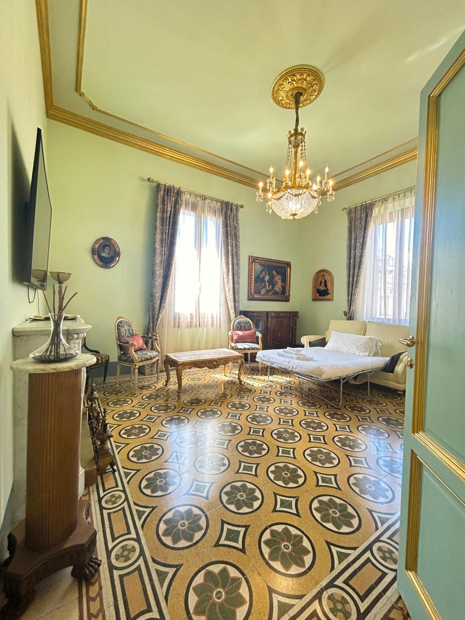 Appartement Florentine Penthouse By Florencehospitality Com