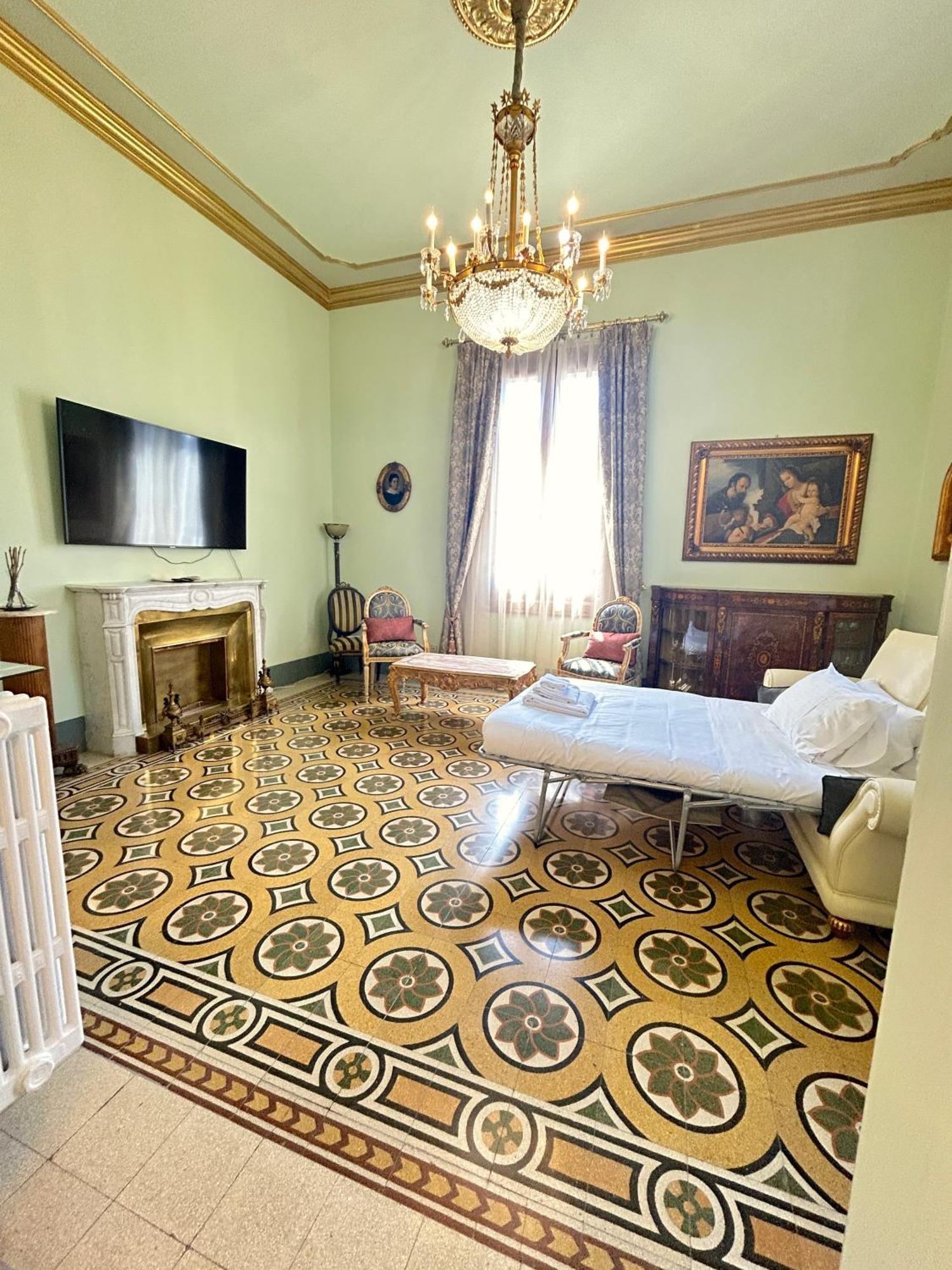 Florentine Penthouse By Florencehospitality Com Apartment *