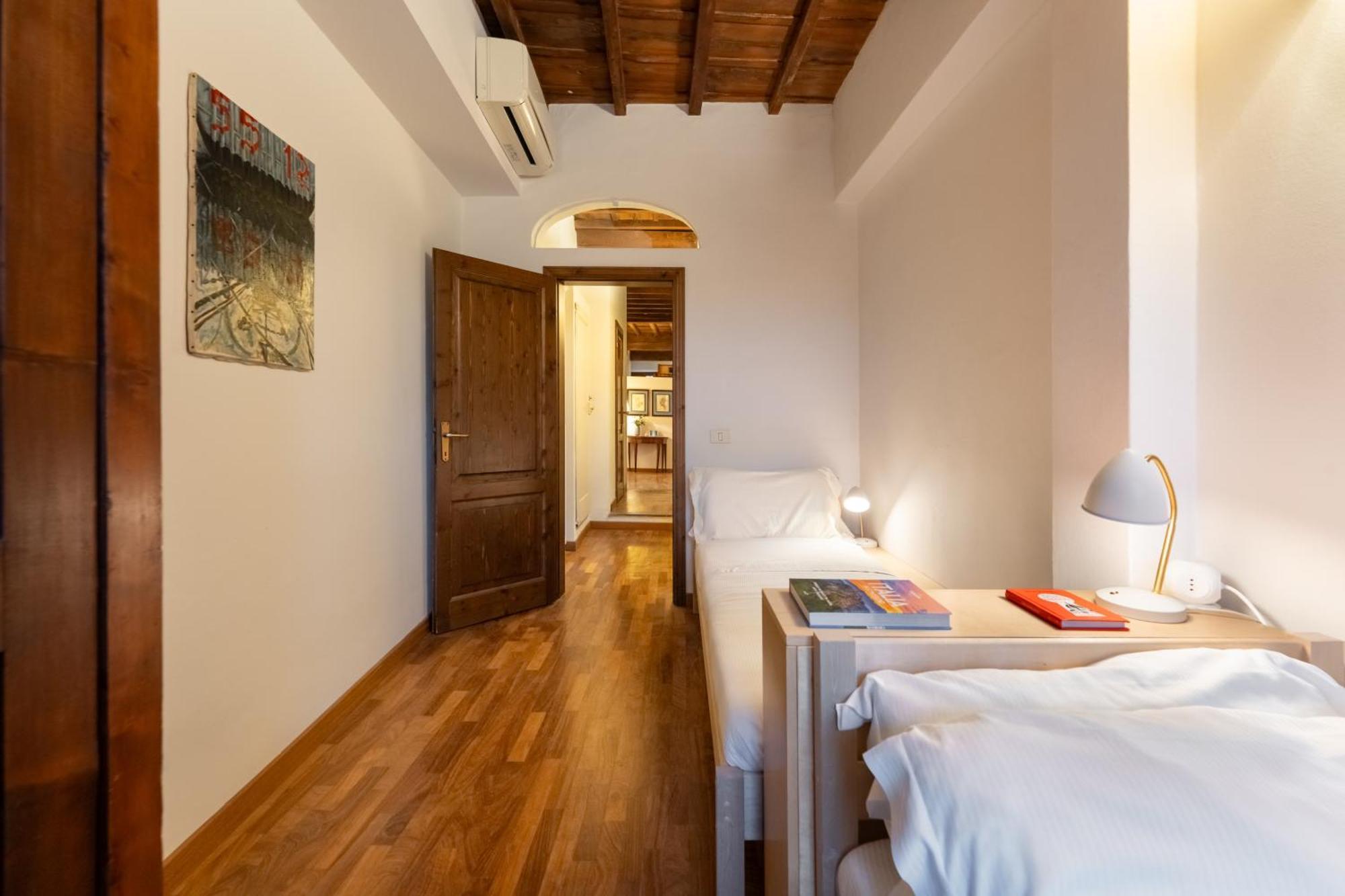 Via Dei Pilastri, 44 - Charming And Cozy In Historic Cente