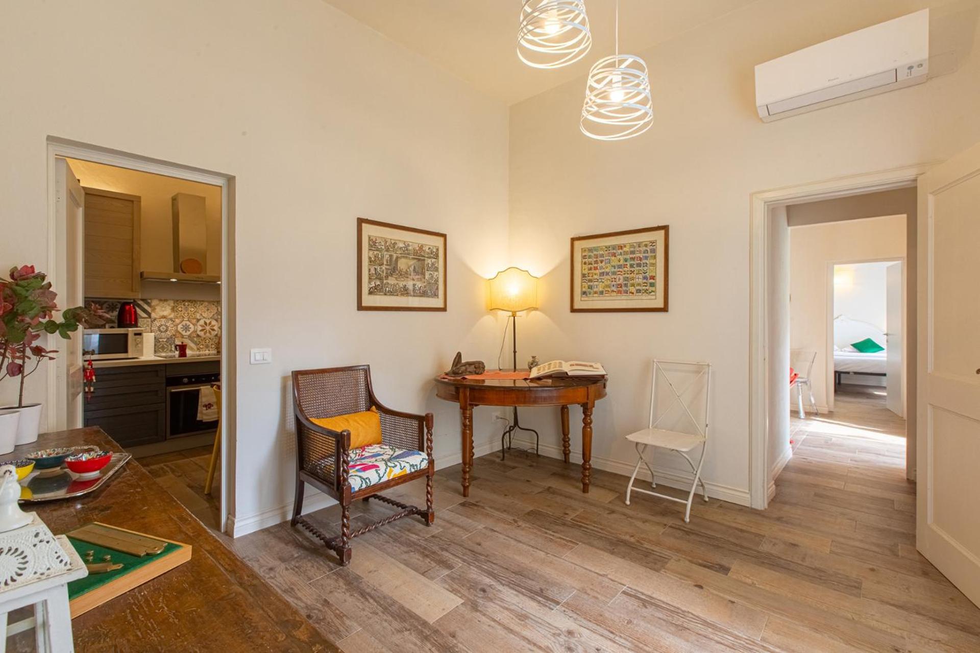 Florence- The Vintage Nook Apartment