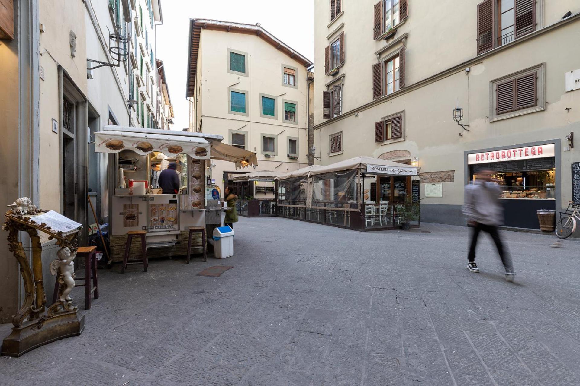 Apartment In The Heart Of Florence