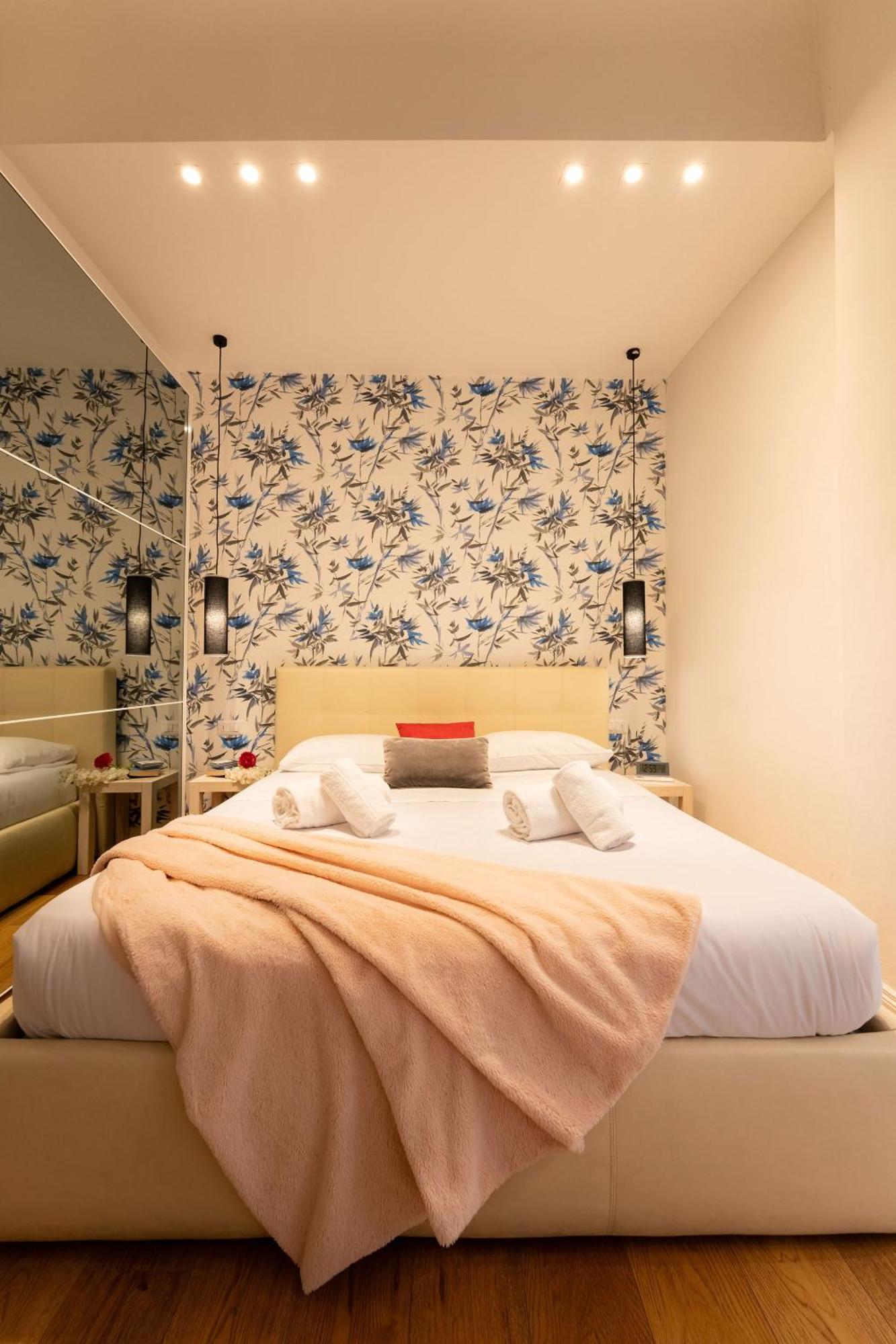 Ta - One Bedroom Luxury In The Fashion District Florence