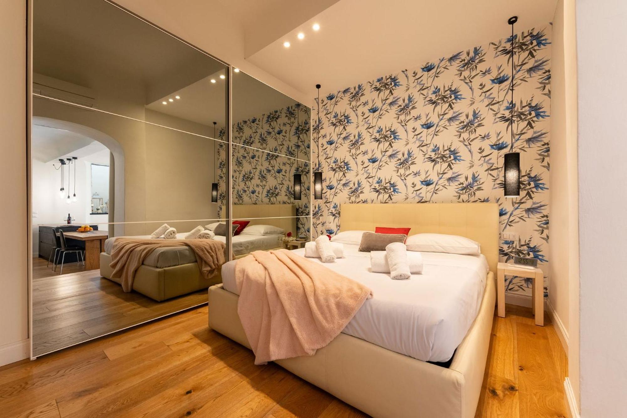 Apartment Ta - One Bedroom Luxury In The Fashion District Florence