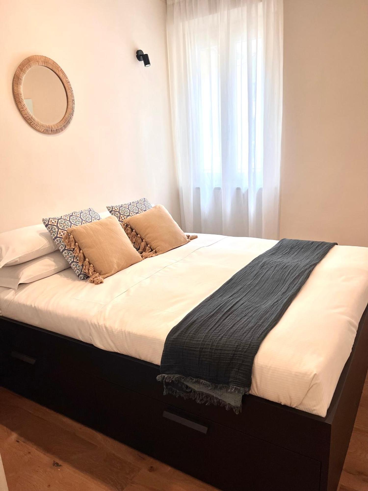 Apartment Stop&sleep Monolocali Essenziali A 5 Min Dagli Uffizi