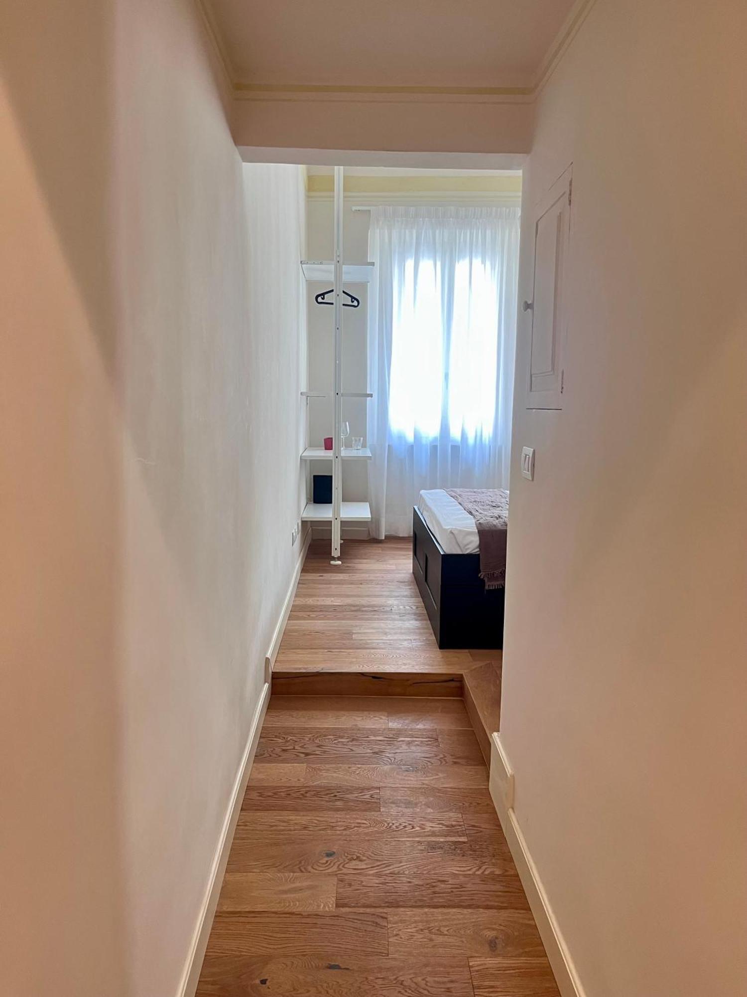 Apartment Stop&sleep Monolocali Essenziali A 5 Min Dagli Uffizi
