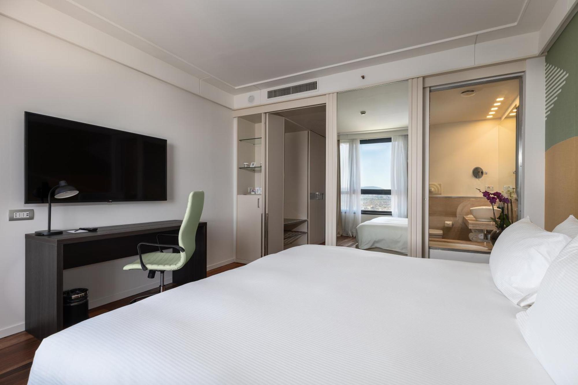 Hotel Doubletree By Hilton Metropole 4*