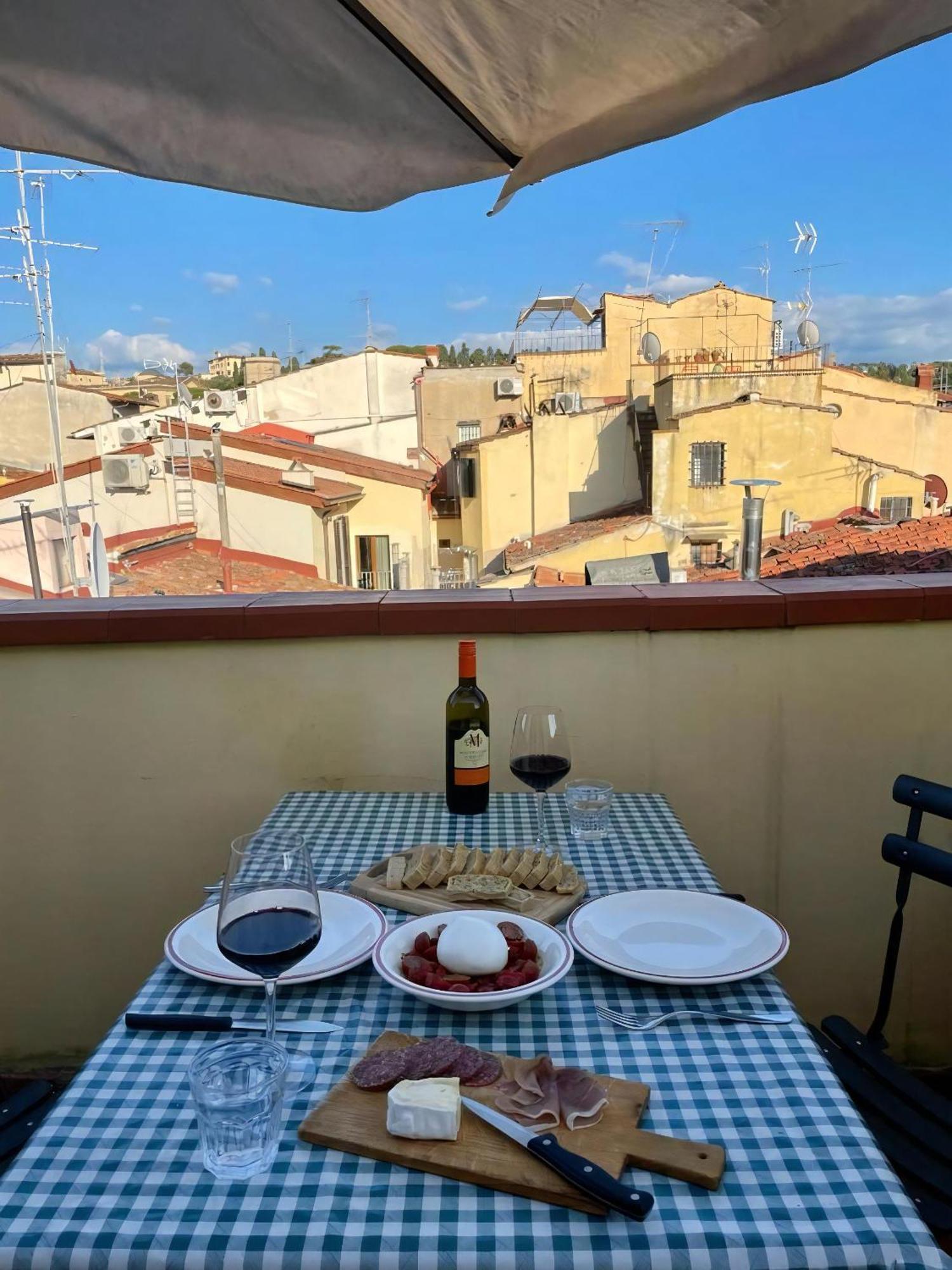 Apartment Kleine, Gemuetliche In Oltrarno *