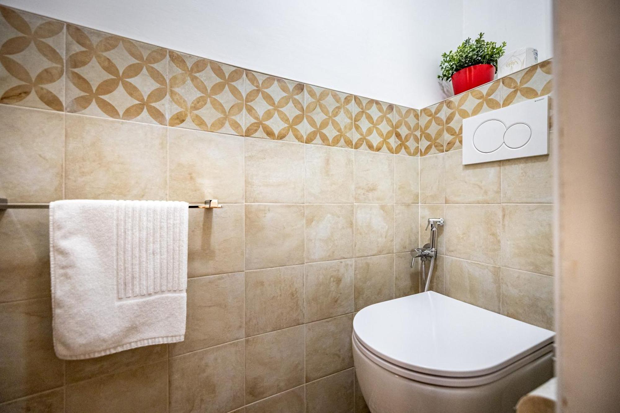Roommo Viola Apartment Florence