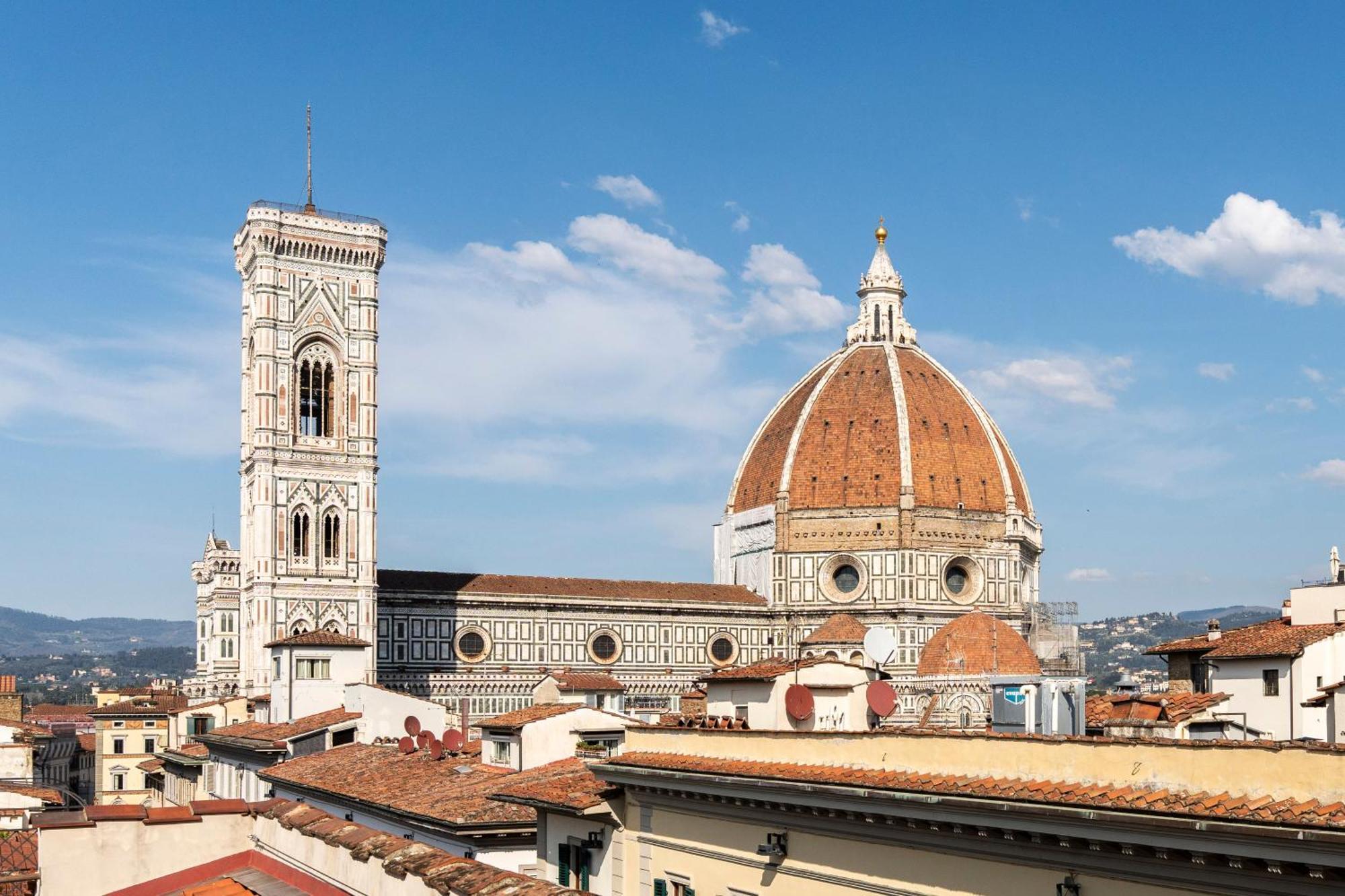 Corte Calzaiuoli Elegant Florence