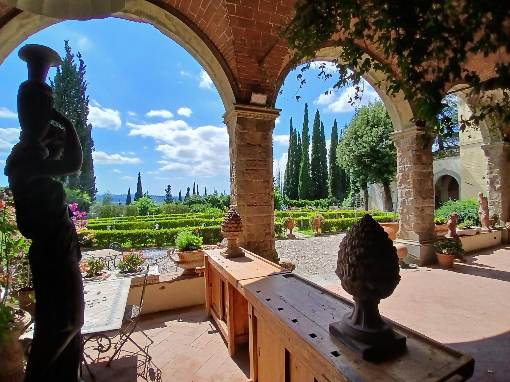 Castello Di Montalbano Bed & Breakfast Florence