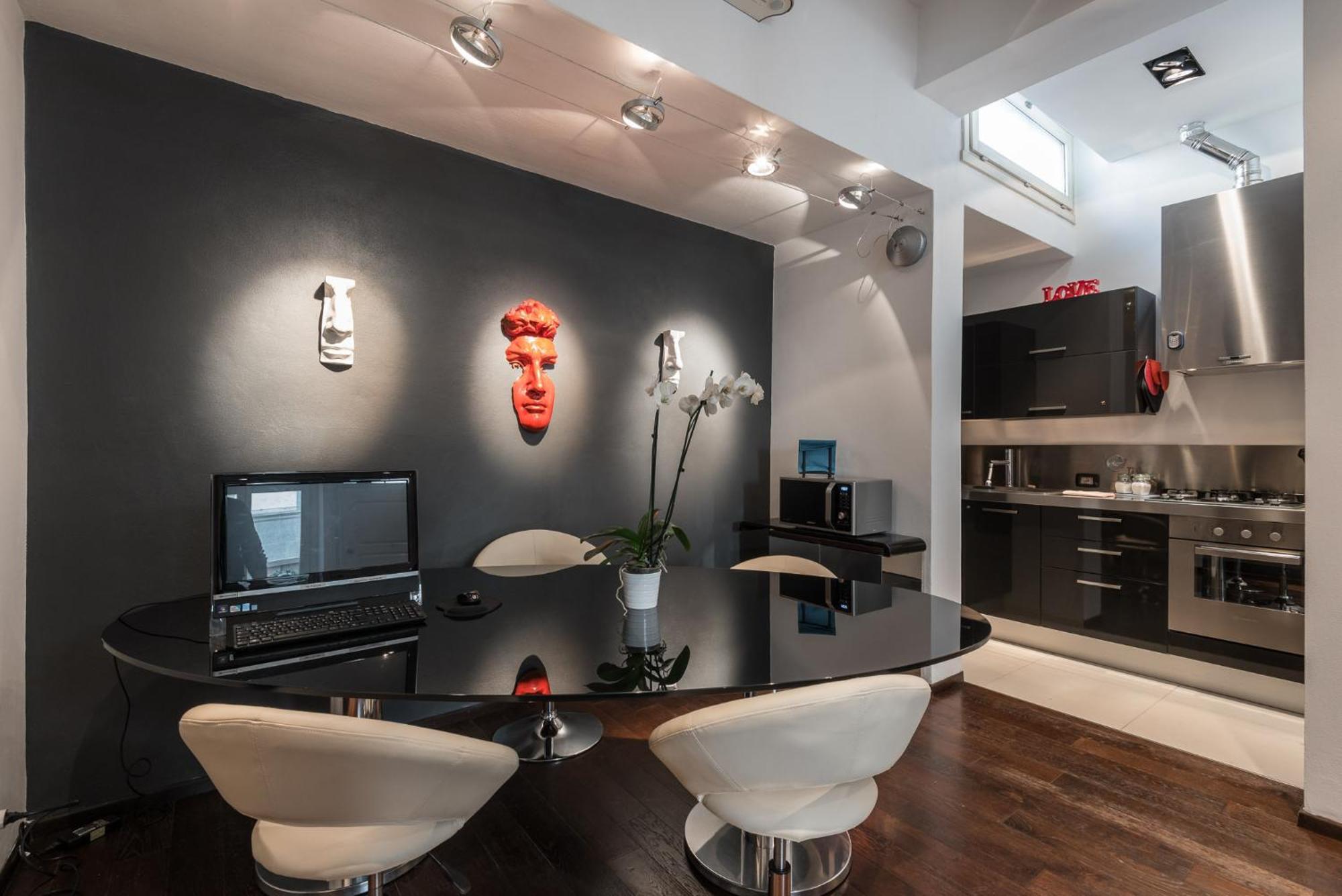 Art Gallery In - Hosted By Sweetstay Apartment