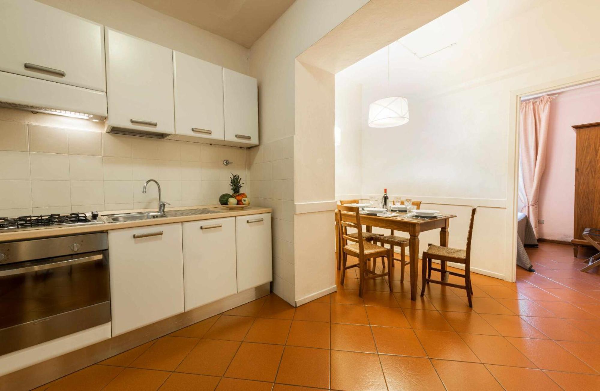 Apartment Florence- Ariento Bacco 3bdr San Lorenzo Florence