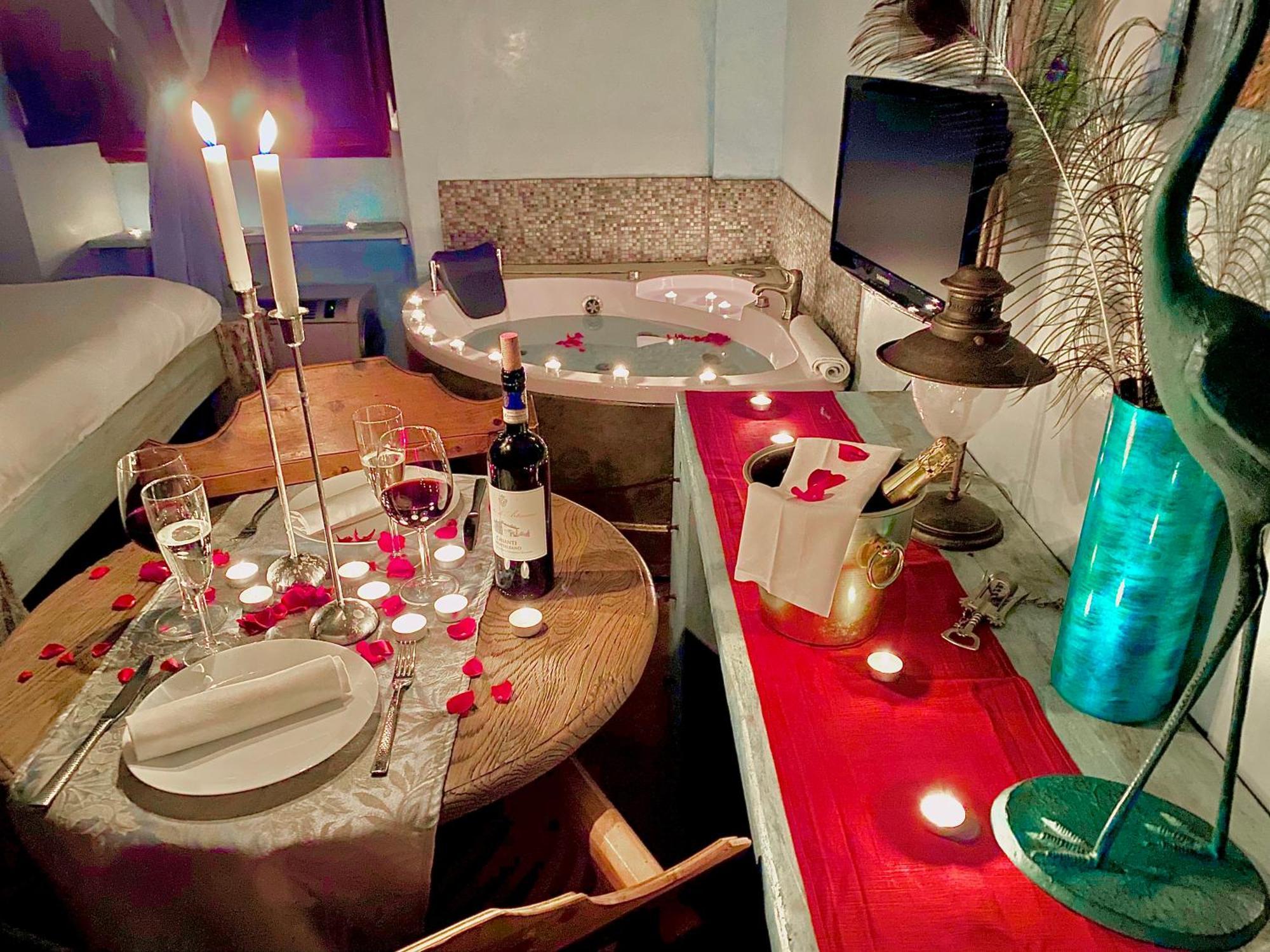 Castello Di Montalbano Bed & Breakfast *