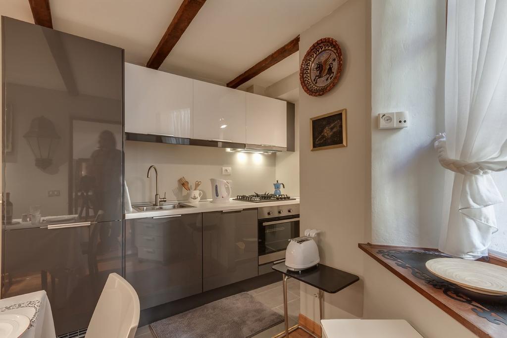 Dante Aligheri Apartment *
