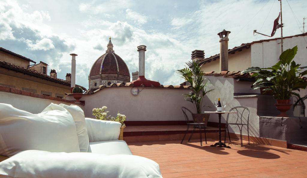 Servi Terrace * Florence