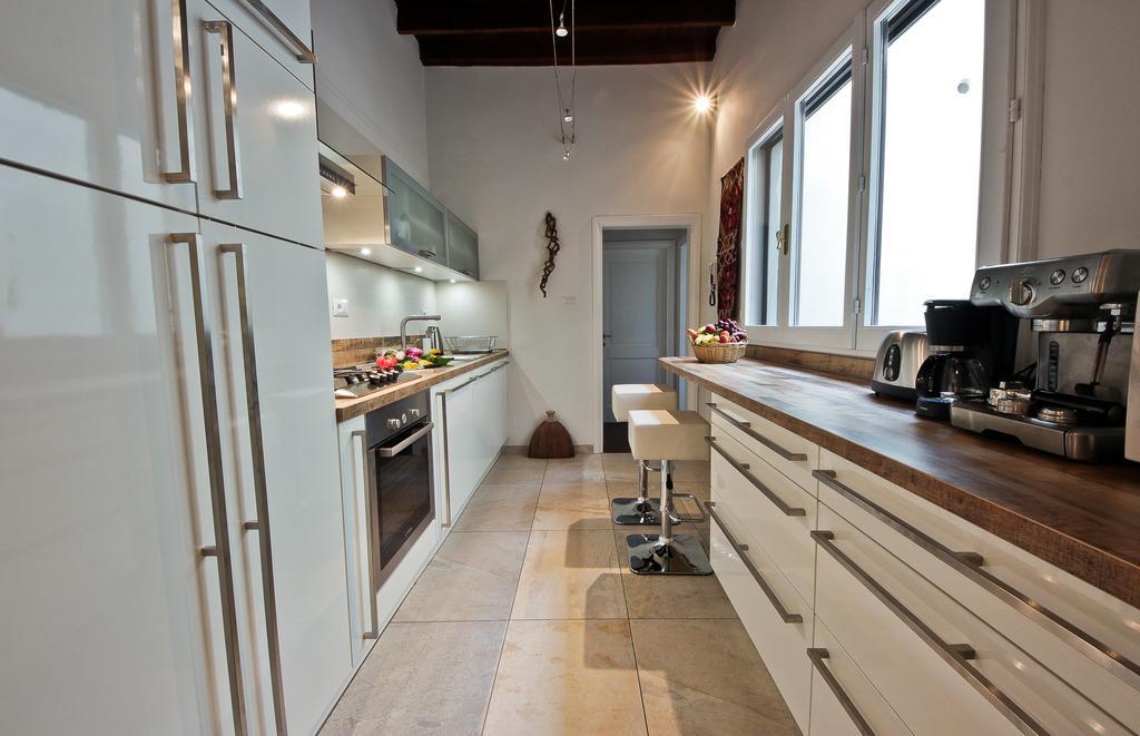 Scala Luxury In Santa Maria Novella Apartment