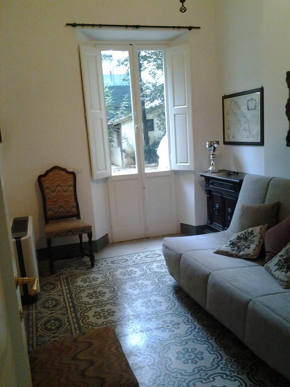 Apartment Little Garden Donatello