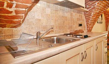 Hotel Florentia Suites