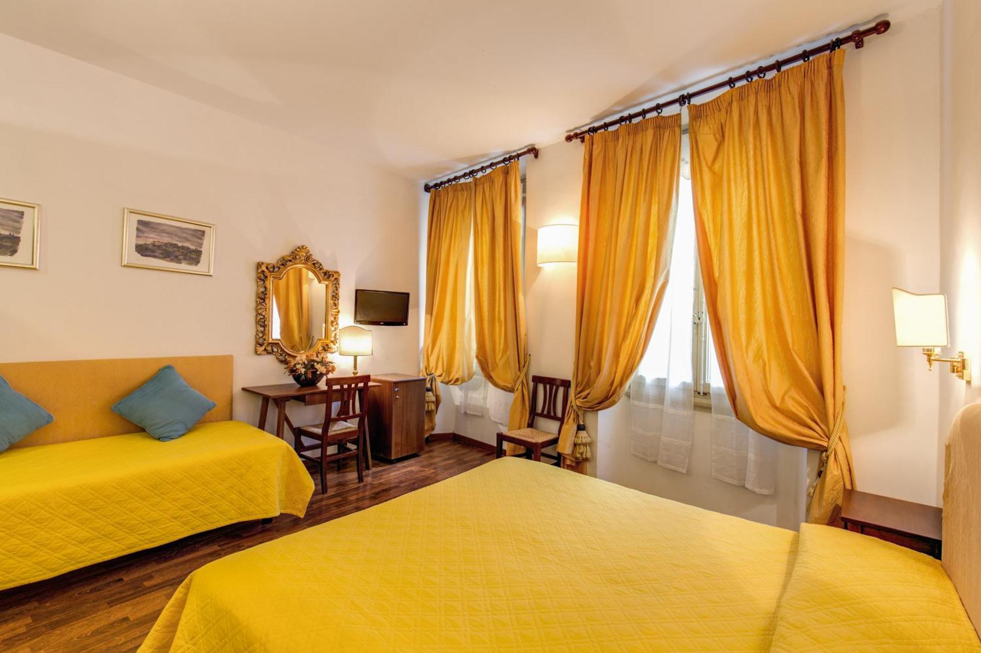 Rex Hotel 3*