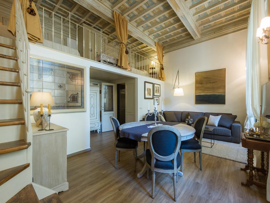 - Orsanmichele View Apartment