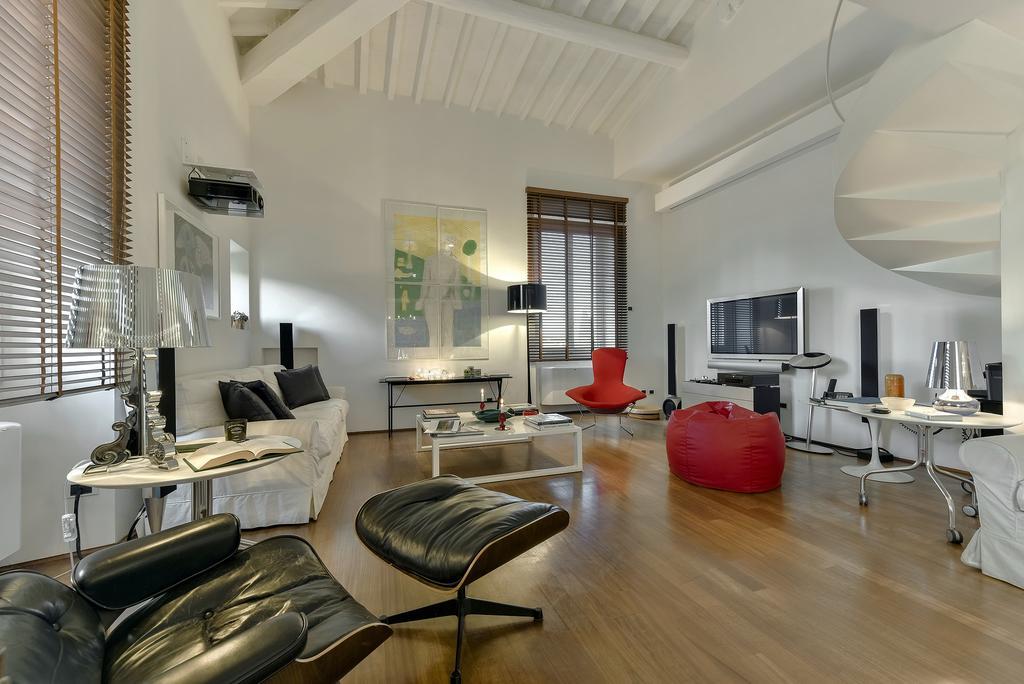 An Amazing In Oltrarno Appartement Florence