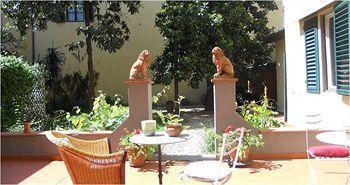 I Due Leoni Bed & Breakfast *