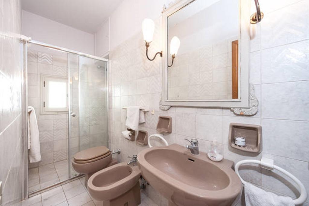 Borgo Albizi * Florence