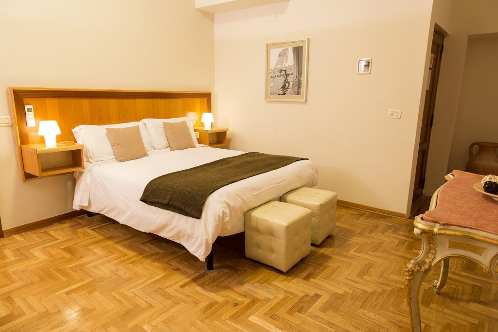 Firenze Apartments Guest house 2*