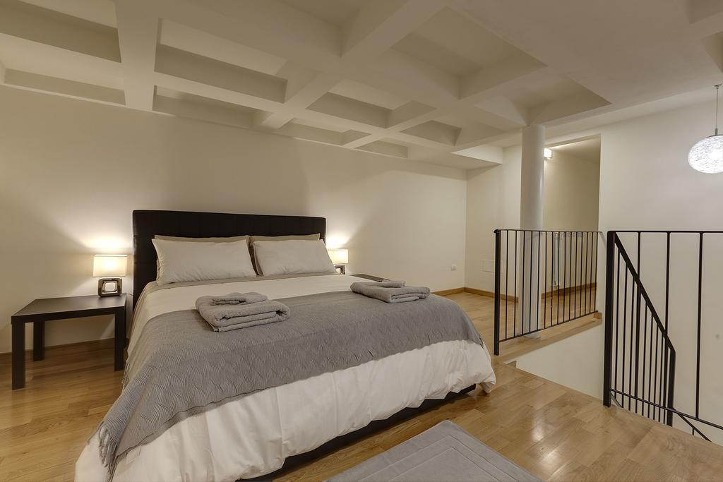 2016 Apartment