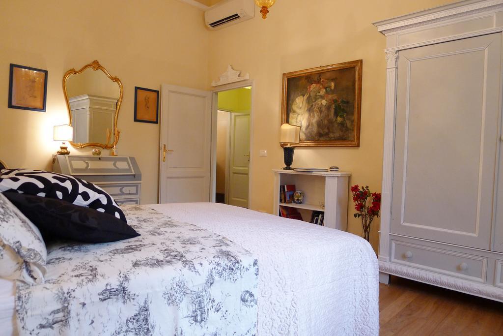 Metastasio Apartment