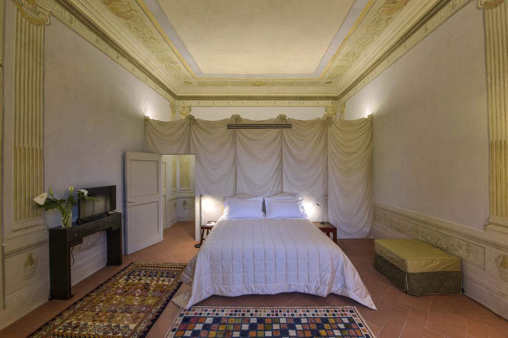 Torre Dei Lari Residenza D'epoca 3* Florence
