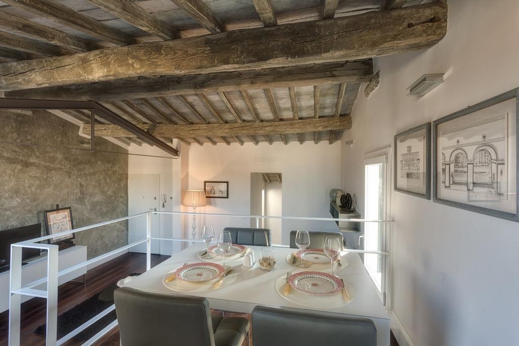 Beautiful Terrace Serragli Apartment
