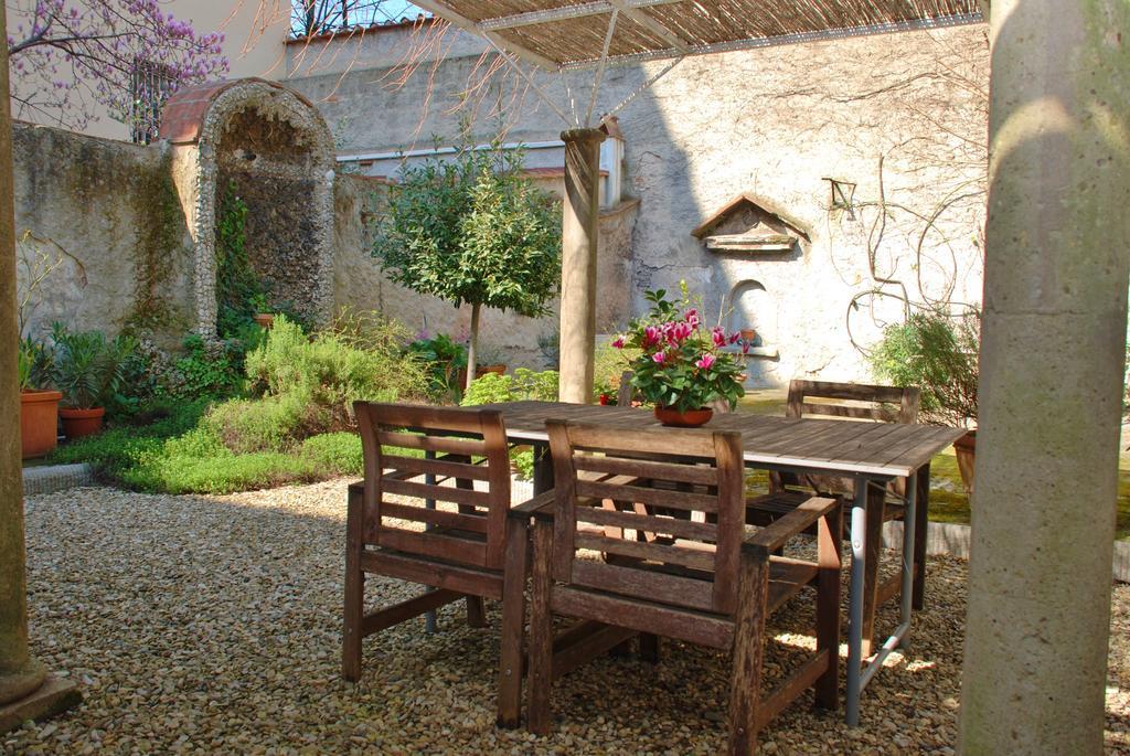 Secret Garden Apartment