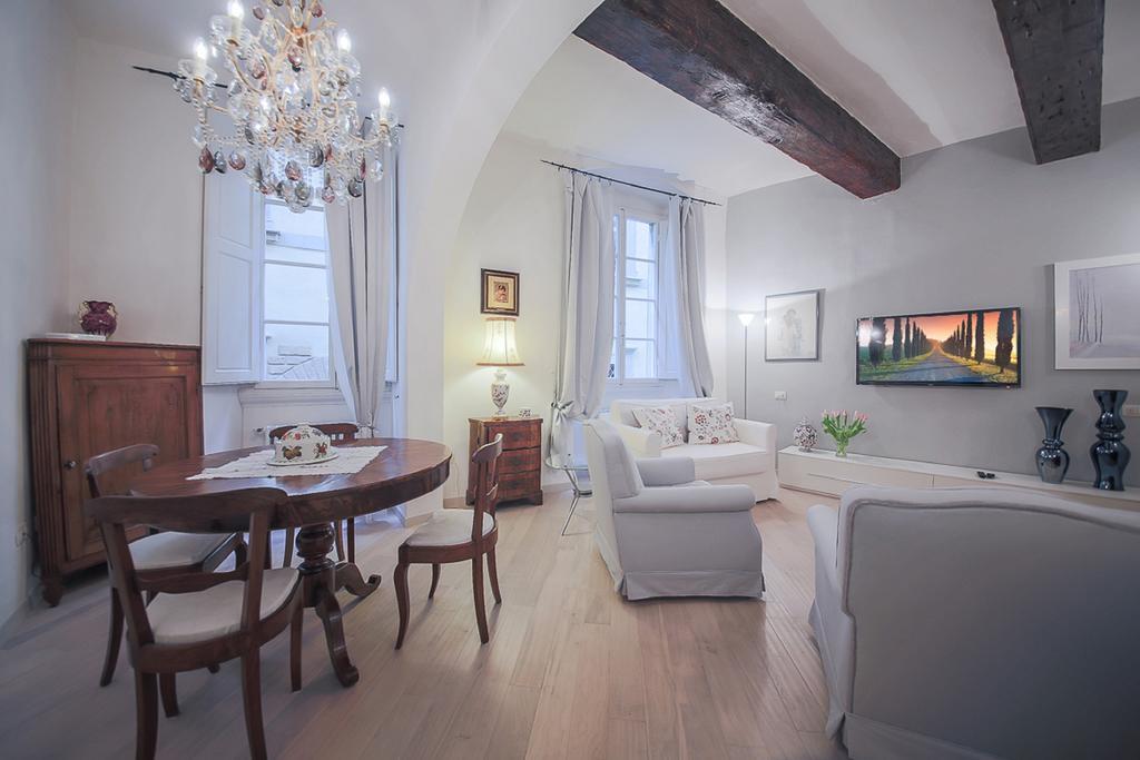 Apartment Parione Florence