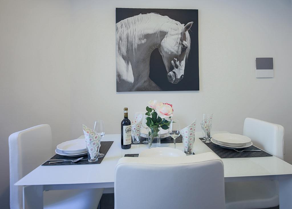 Pandolfini Apartment