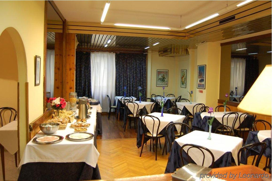 Hotel Ascot 3*