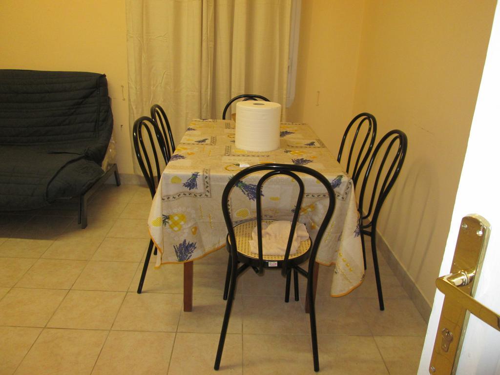 Ali Guest house