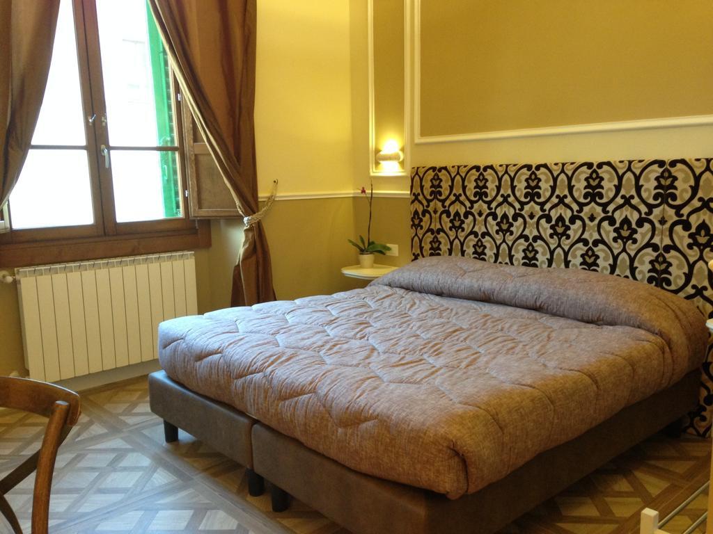 Martelli Guest house *