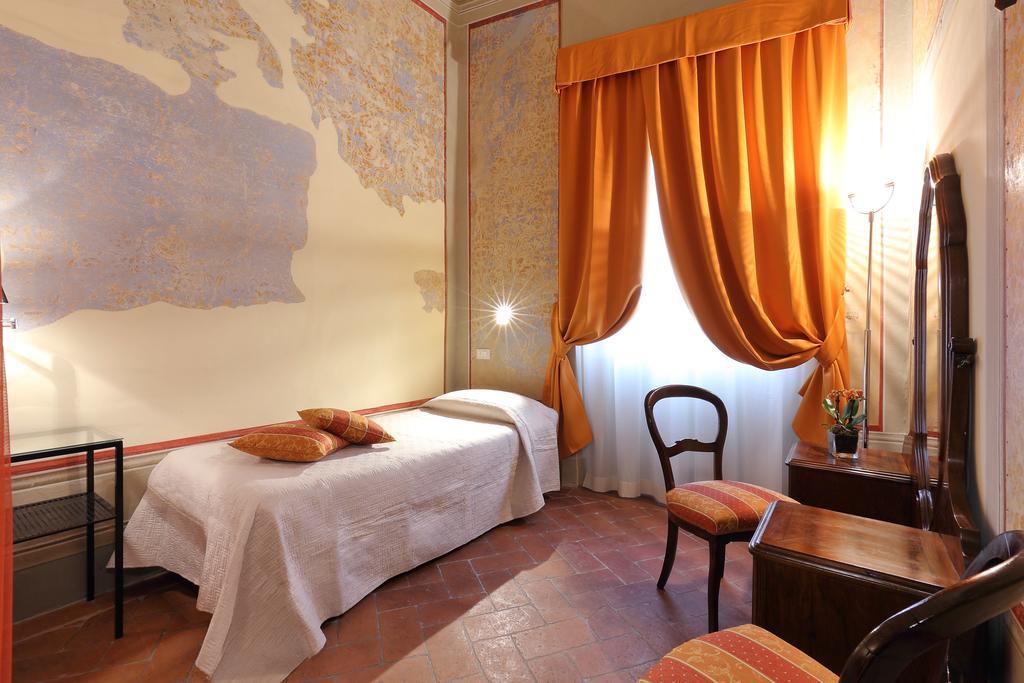 Couette-café Uffizi Harmony 3*