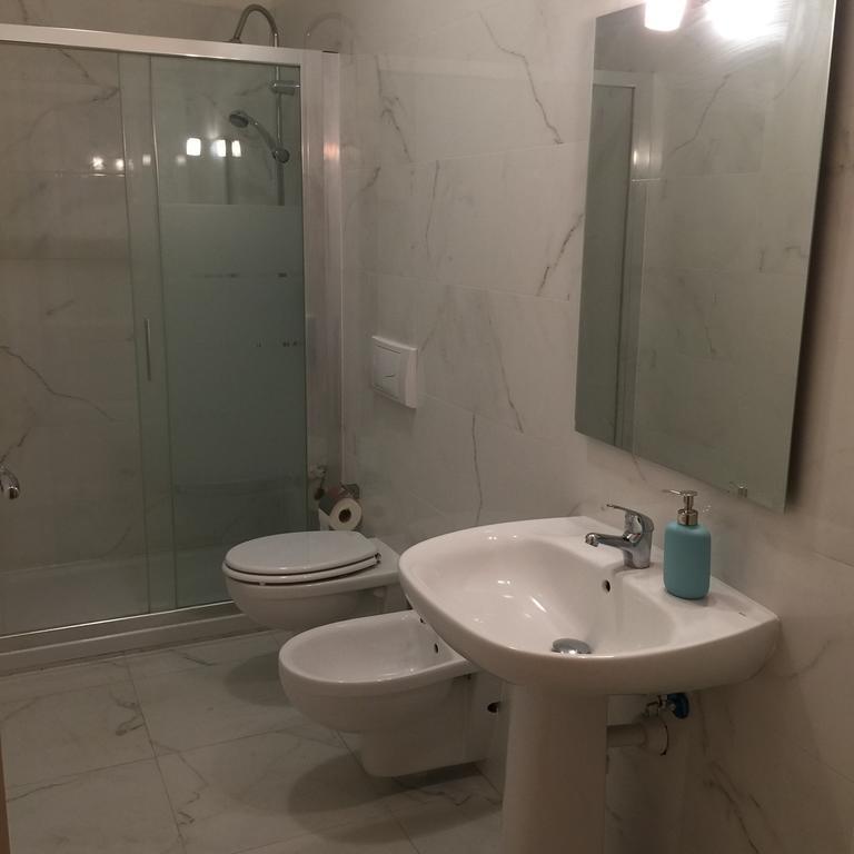 Couette-café Dante Alighieri 3*