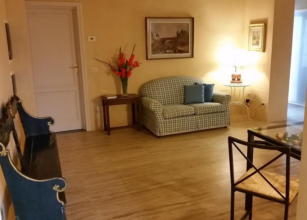 Dimora Pieri Apartment *