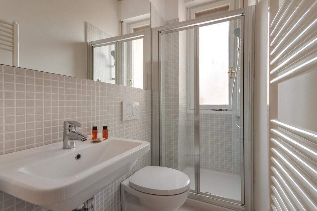 - Bartolommeo Apartment *