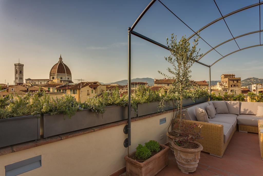 Family Palazzo Salviati Apartment Florence