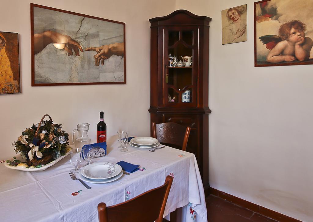 - Via Pergola Maria Apartment *