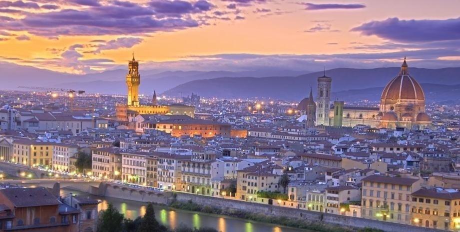 Beautiful Penthouse-suite Florence